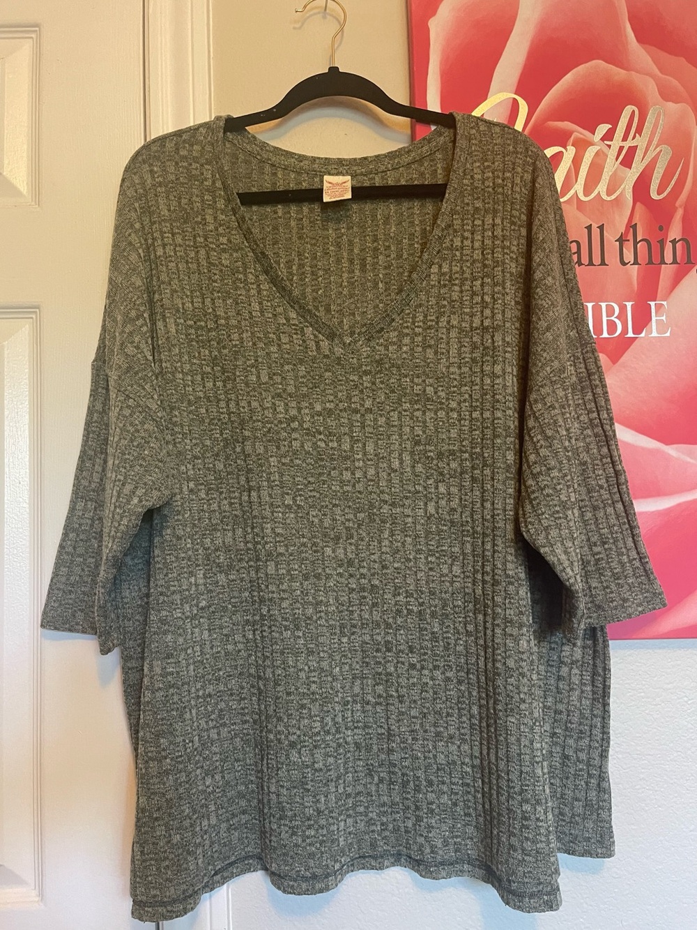 Faded Glory Plus Size Women’s Ribbed V‑Neck Top size 4X pre-owned